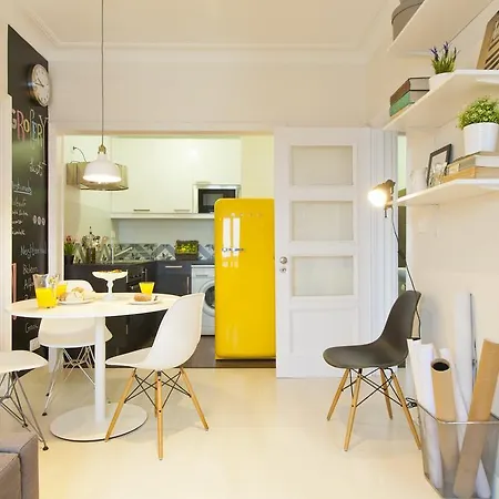 Chiado's Poetry Studio Apart Apartamento